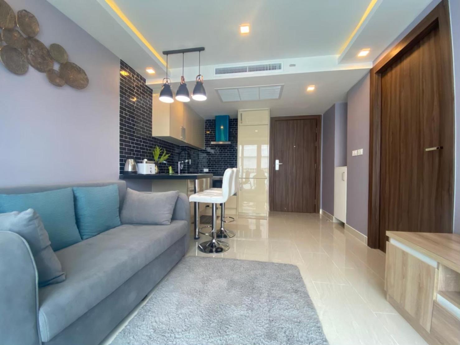 Grand Avenue Suites X Monthstayz Thailand Патая Екстериор снимка