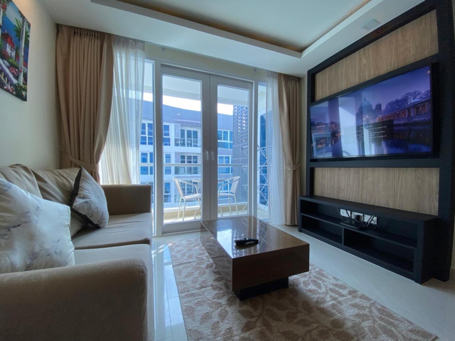 Grand Avenue Suites X Monthstayz Thailand Патая Екстериор снимка