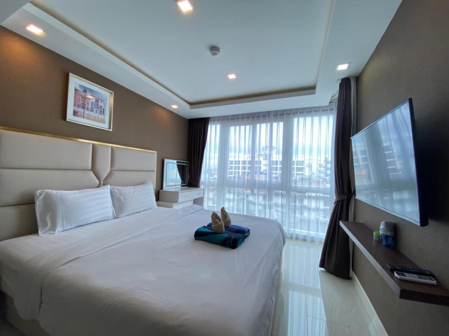Grand Avenue Suites X Monthstayz Thailand Патая Екстериор снимка