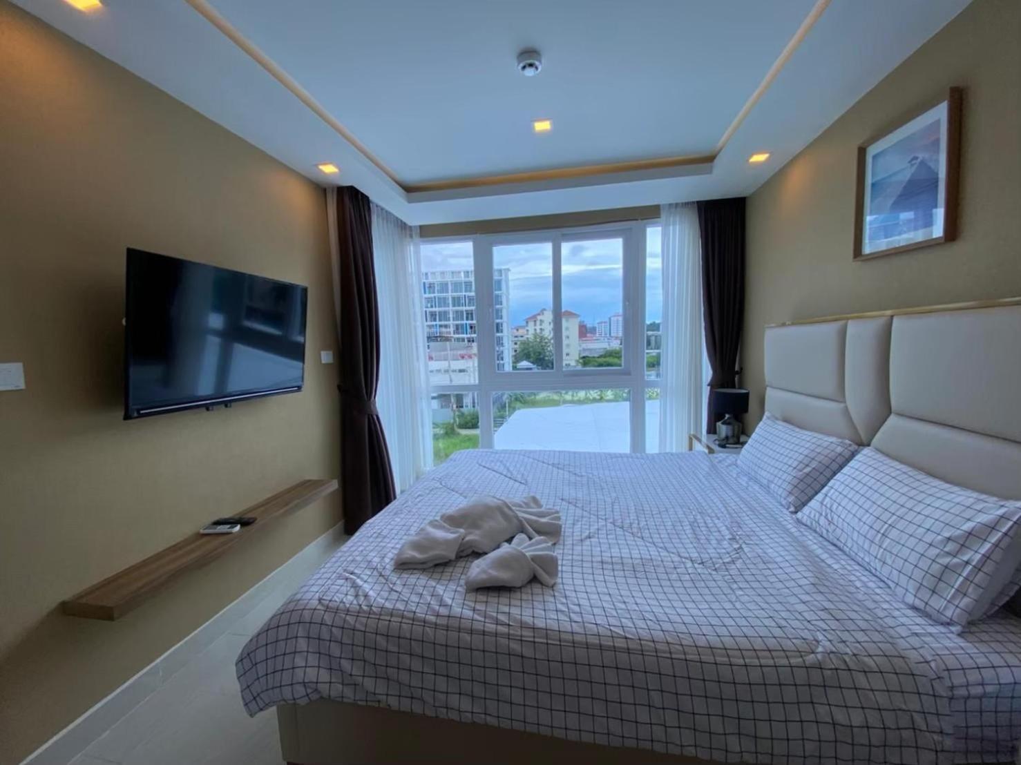 Grand Avenue Suites X Monthstayz Thailand Патая Екстериор снимка