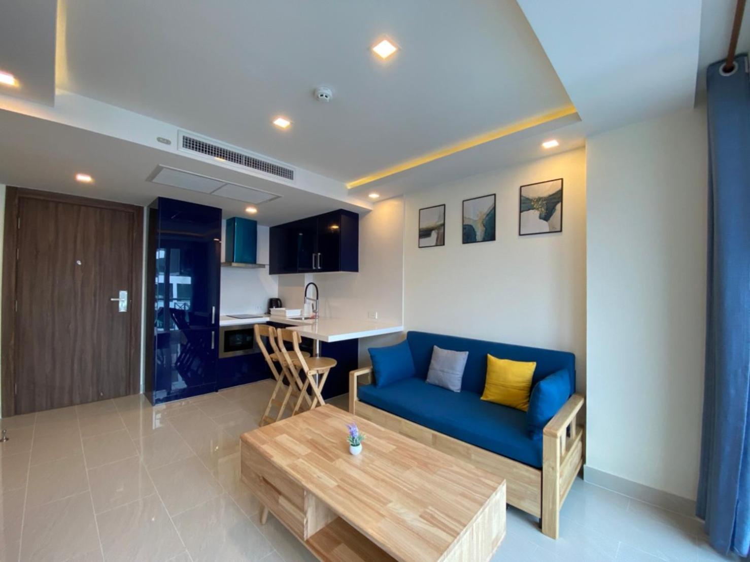 Grand Avenue Suites X Monthstayz Thailand Патая Екстериор снимка