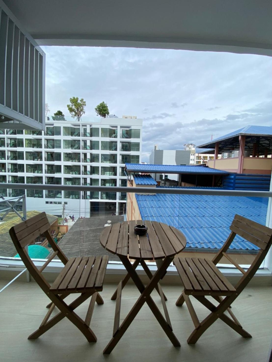 Grand Avenue Suites X Monthstayz Thailand Патая Екстериор снимка
