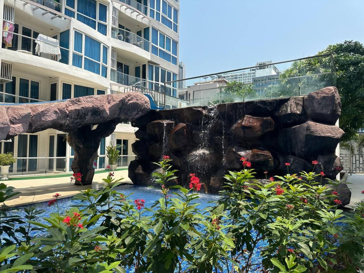 Grand Avenue Suites X Monthstayz Thailand Патая Екстериор снимка